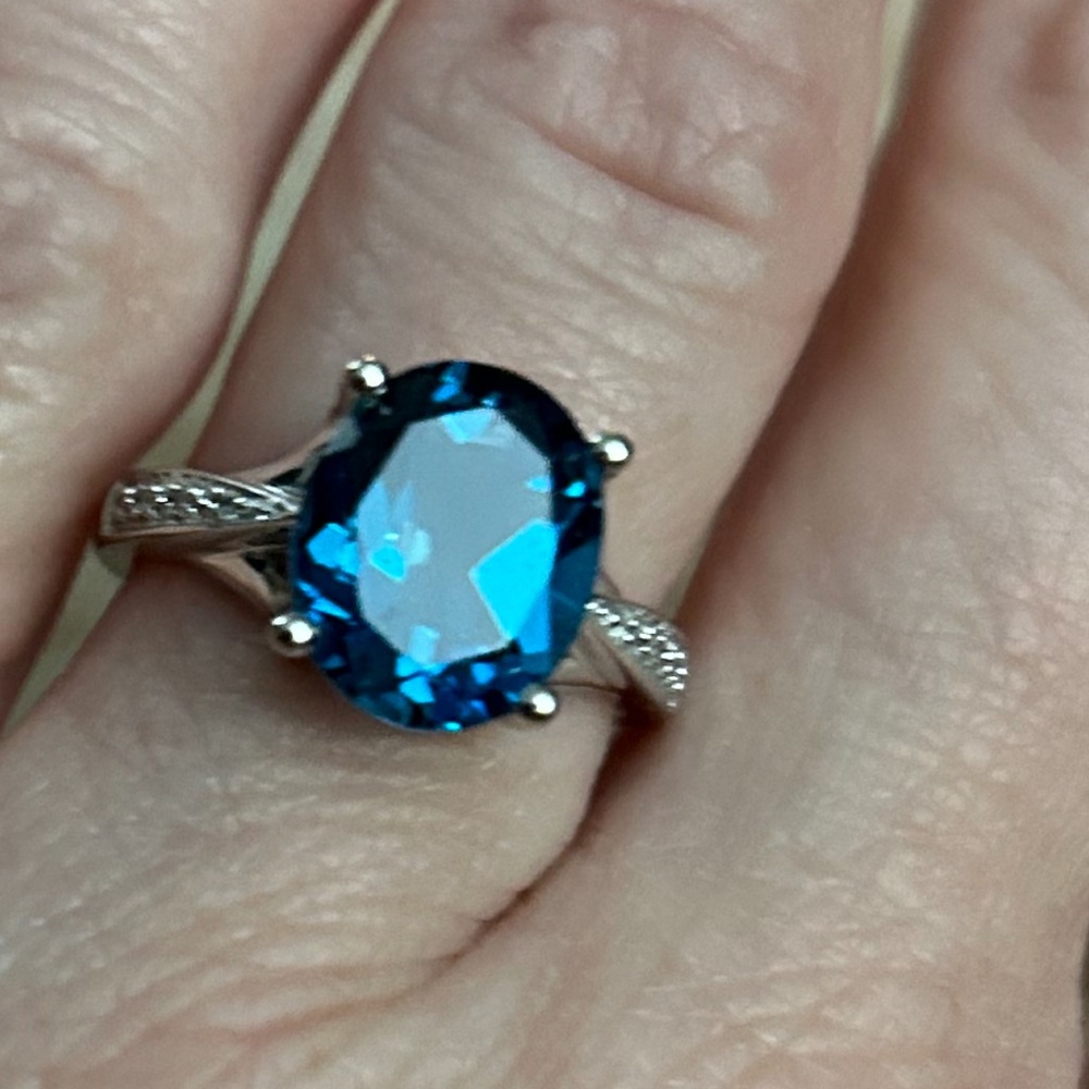 London Blue Topaz 3-5/8 carat diamond accent ring in 14k white gold. - Picture 3 of 4